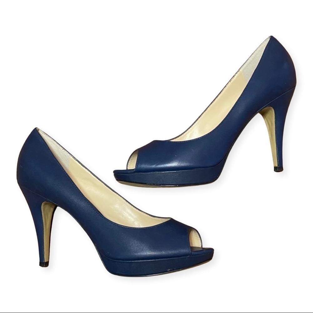 Enzo Angiolini peep toe heels